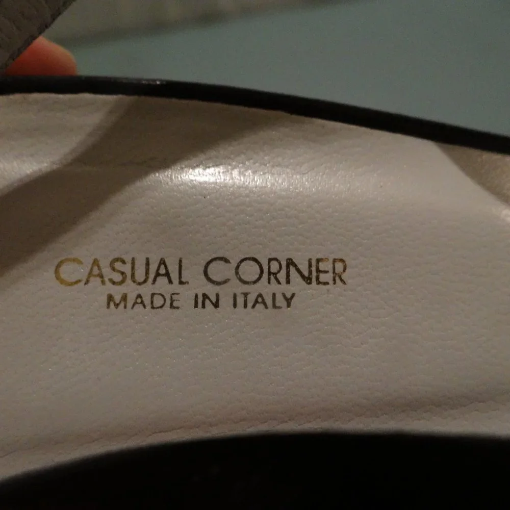 Made in Italy Slingback Pumps - Picture 6 of 8